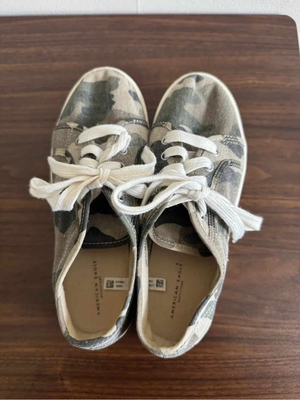 American Eagle Canvas Platform Sneakers in Green Camo - Women's